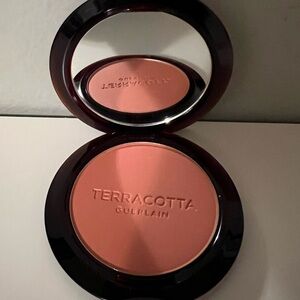 Guerlain Terracotta Blush in 02 Light Coral (New)